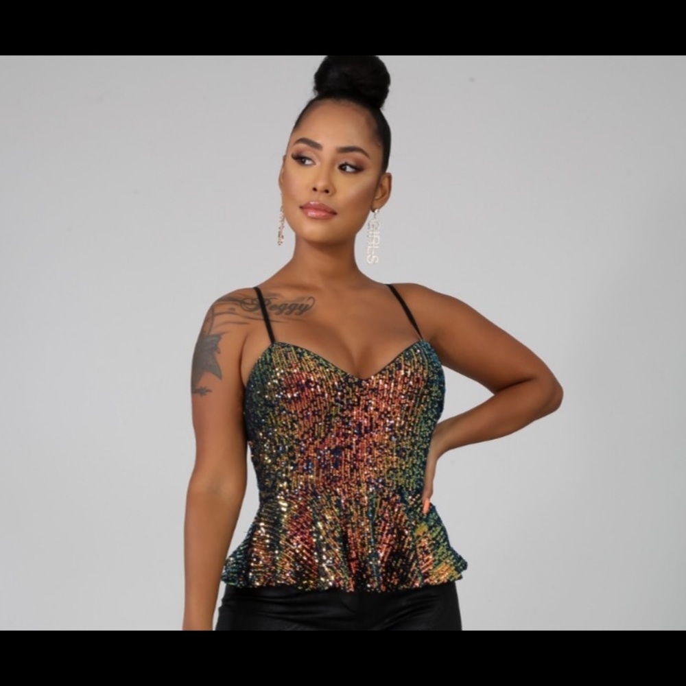 Clothes - Picture 6 of 8